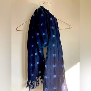 Beautiful indigo/navy J Crew scarf